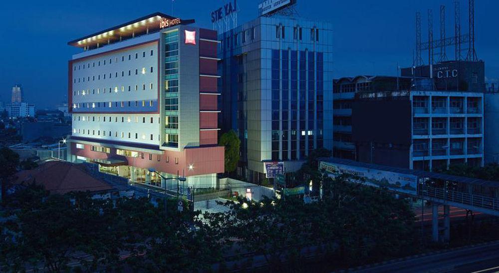 Ibis Jakarta Senen Eksteriør bilde